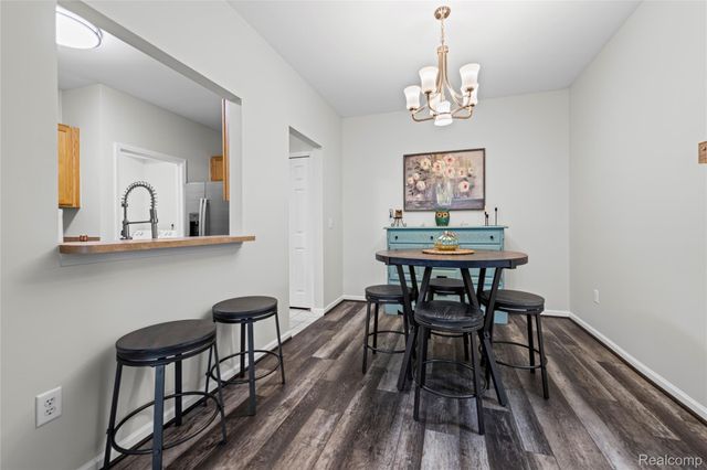 25899 Maritime Circle N, Harrison Charter Township, MI 48045