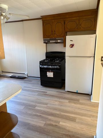 4 Prospect Heights 4, Milford, MA 01757