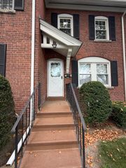 4 Prospect Heights 4, Milford, MA 01757
