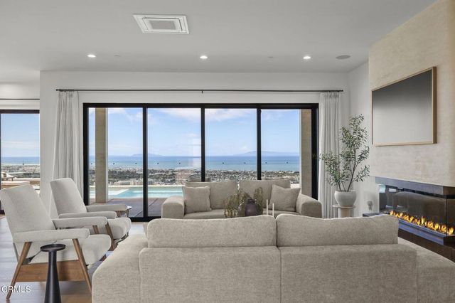 3254 Breaker Drive, Ventura, CA 93003