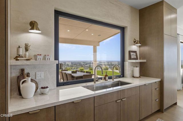 3254 Breaker Drive, Ventura, CA 93003