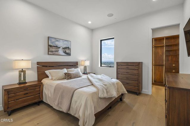 3254 Breaker Drive, Ventura, CA 93003