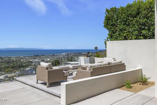 3254 Breaker Drive, Ventura, CA 93003