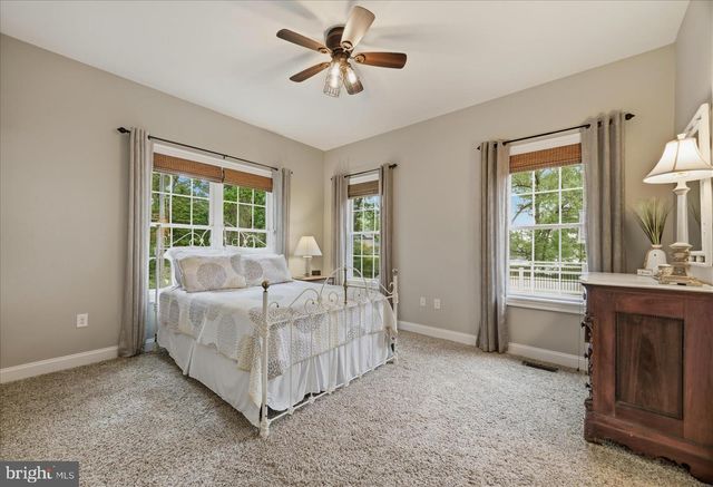8382 COUNTRY LIFE RD, Pasadena, MD 21122