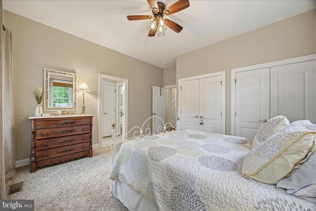 8382 COUNTRY LIFE RD, Pasadena, MD 21122