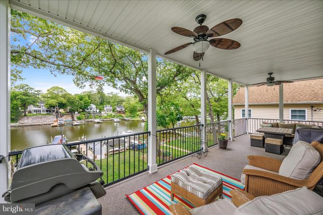 8382 COUNTRY LIFE RD, Pasadena, MD 21122