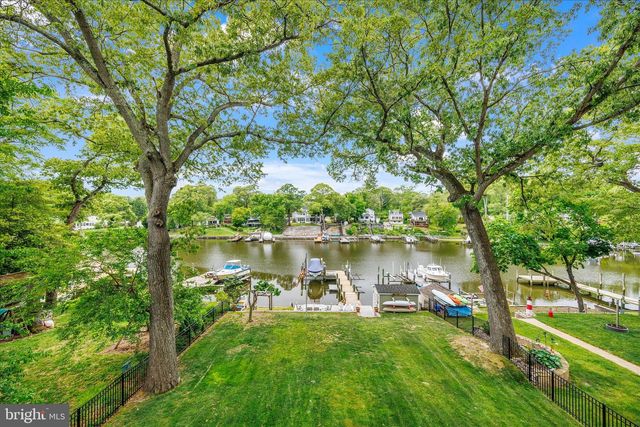 8382 COUNTRY LIFE RD, Pasadena, MD 21122