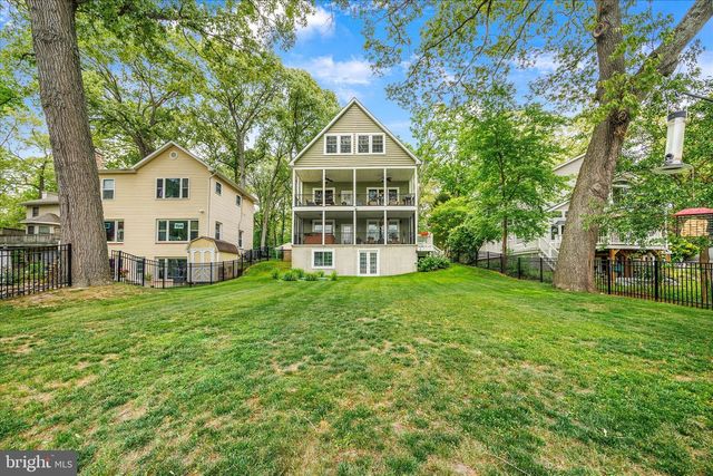 8382 COUNTRY LIFE RD, Pasadena, MD 21122