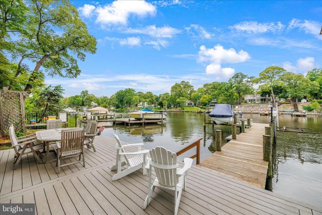 8382 COUNTRY LIFE RD, Pasadena, MD 21122
