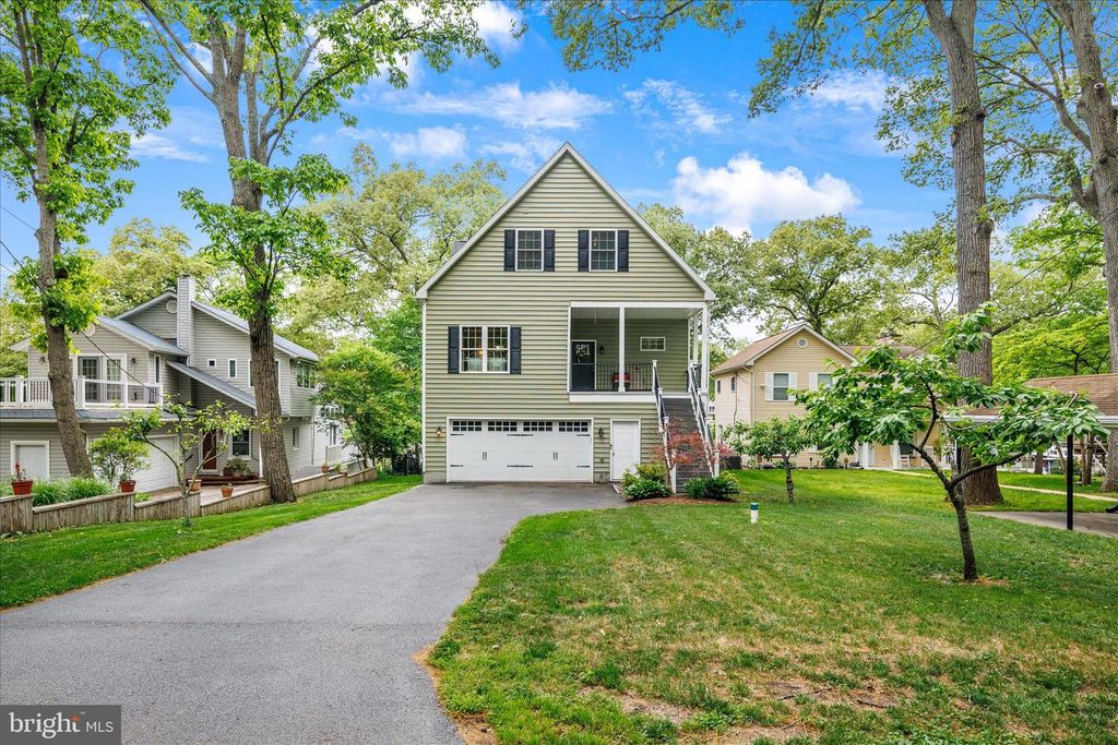 8382 COUNTRY LIFE RD, Pasadena, MD 21122