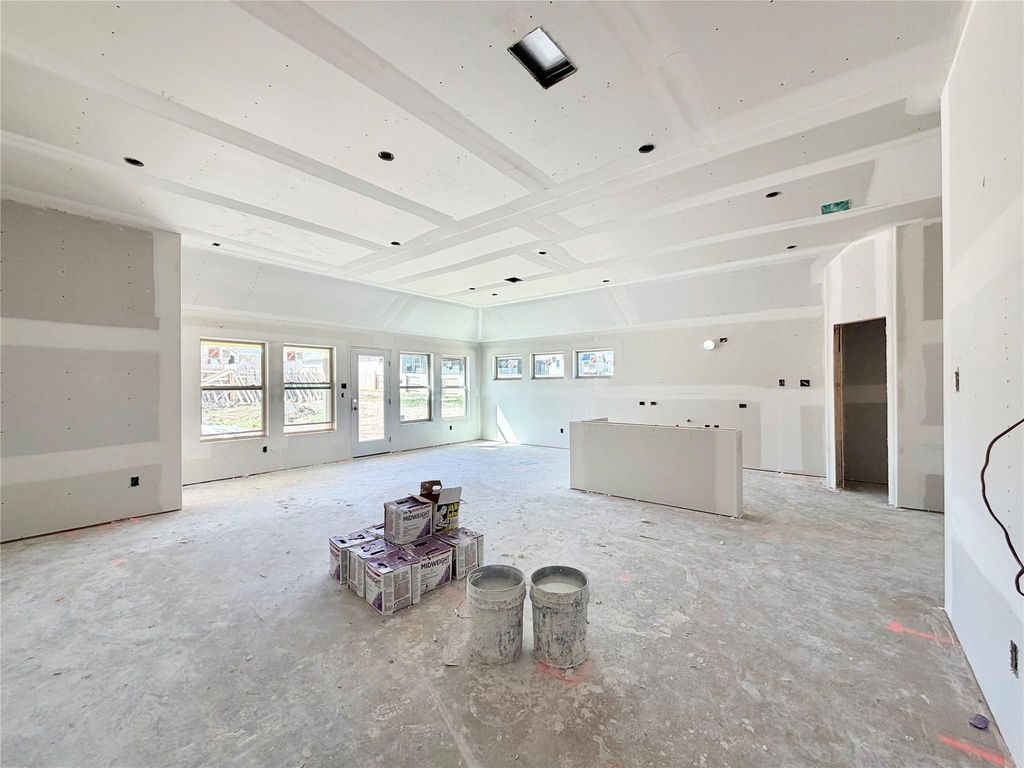 185 Douglass WAY, Kyle, TX 78640