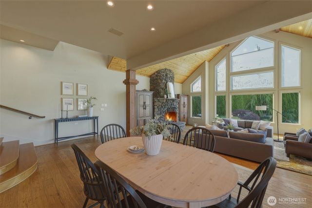 8014 Warren Drive NW, Gig Harbor, WA 98335