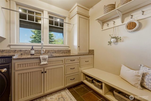 8014 Warren Drive NW, Gig Harbor, WA 98335