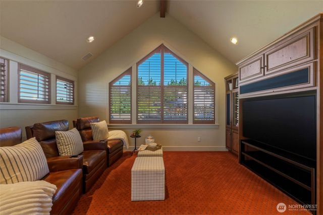 8014 Warren Drive NW, Gig Harbor, WA 98335