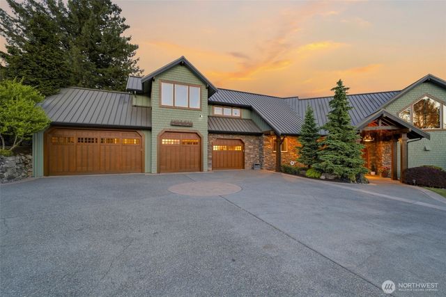 8014 Warren Drive NW, Gig Harbor, WA 98335
