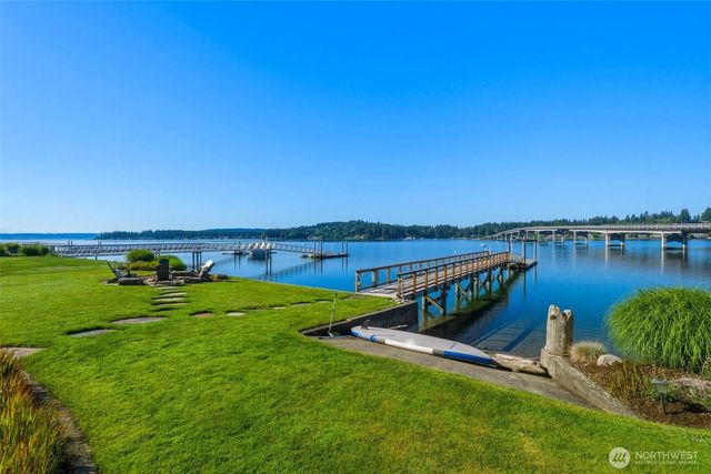 8014 Warren Drive NW, Gig Harbor, WA 98335