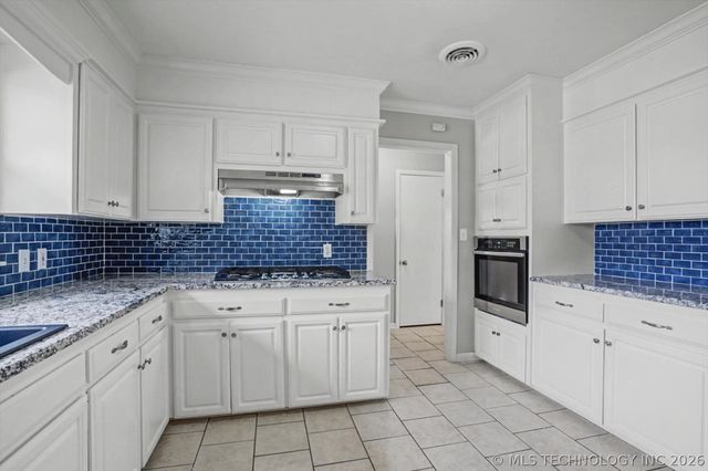 4664 S Winston Avenue, Tulsa, OK 74135