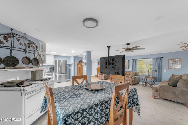 11689 S 220th Lane, Buckeye, AZ 85326