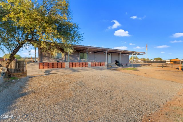 11689 S 220th Lane, Buckeye, AZ 85326