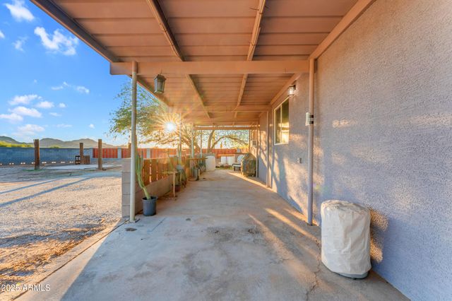 11689 S 220th Lane, Buckeye, AZ 85326