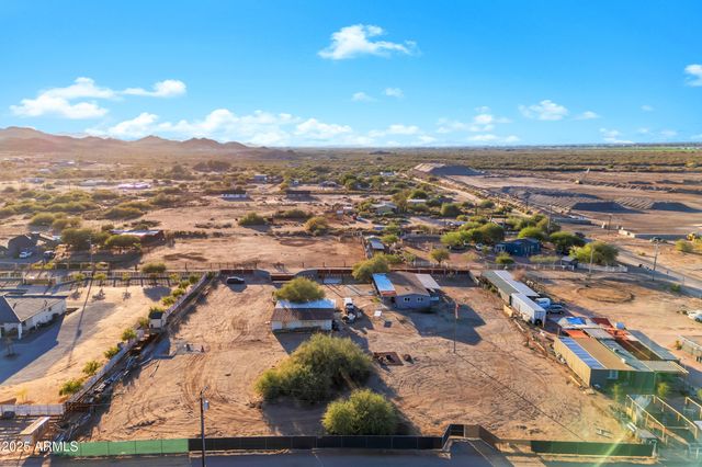 11689 S 220th Lane, Buckeye, AZ 85326