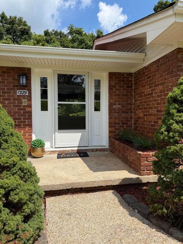 1329 Cloverdale Drive, Hixson, TN 37343