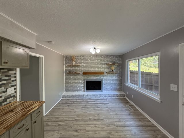 1329 Cloverdale Drive, Hixson, TN 37343