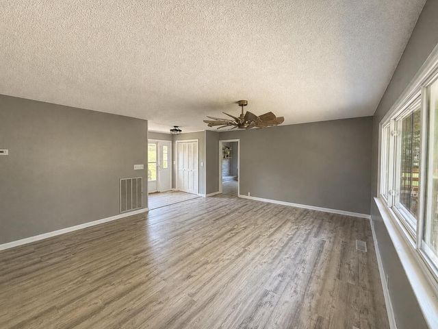 1329 Cloverdale Drive, Hixson, TN 37343