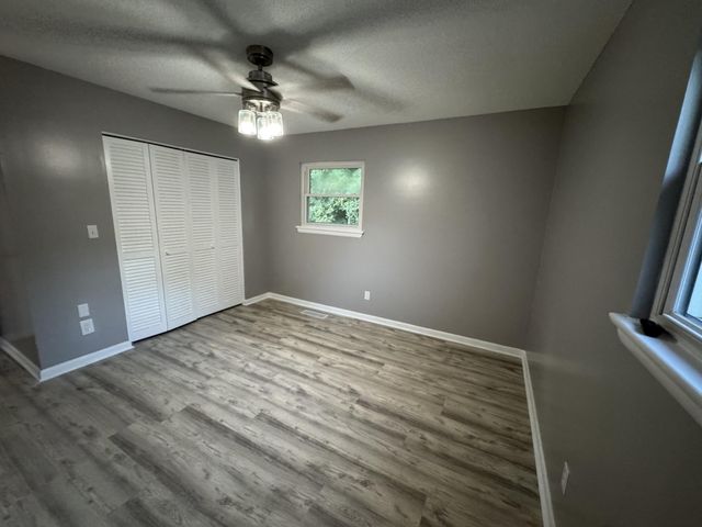 1329 Cloverdale Drive, Hixson, TN 37343