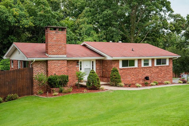 1329 Cloverdale Drive, Hixson, TN 37343