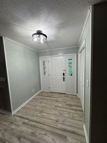 1329 Cloverdale Drive, Hixson, TN 37343