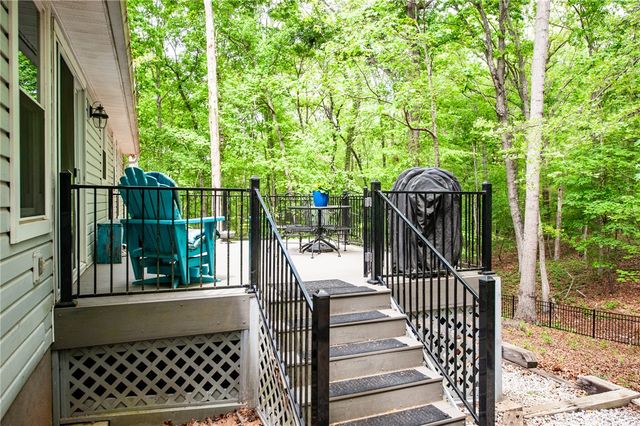 1303 S Arrowhead Drive, Westminster, SC 29693