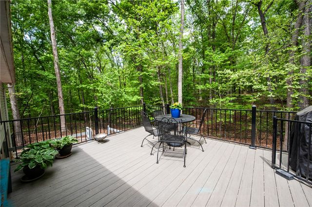 1303 S Arrowhead Drive, Westminster, SC 29693
