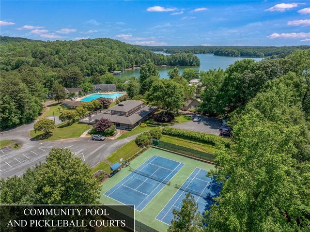 1303 S Arrowhead Drive, Westminster, SC 29693