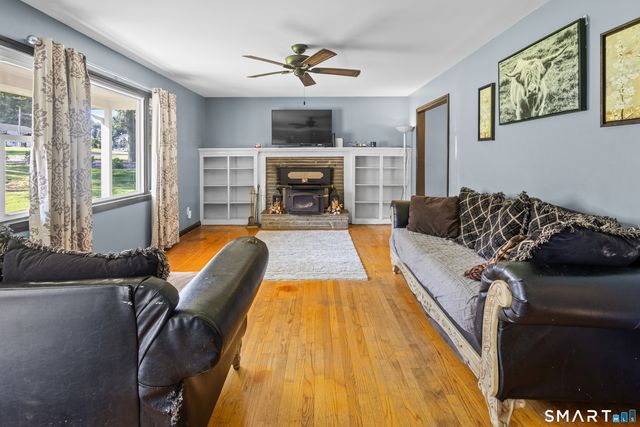 23 Dogwood Drive, Shelton, CT 06484