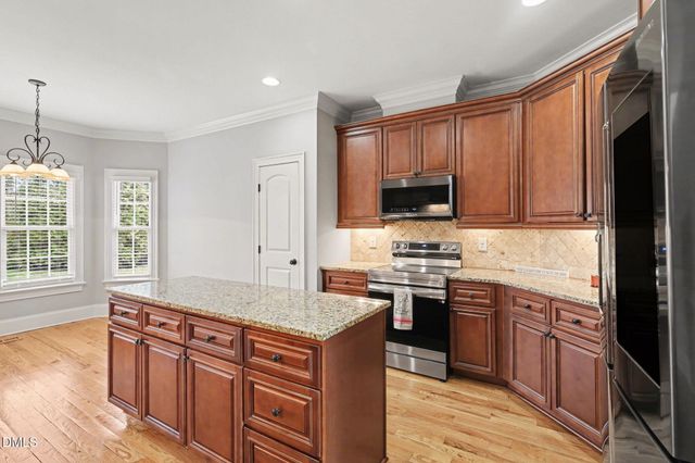 1819 Glacier Court, Fuquay Varina, NC 27526