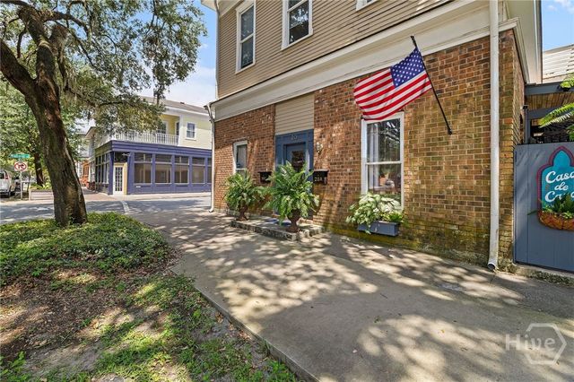 20 W Duffy Street D, Savannah, GA 31401