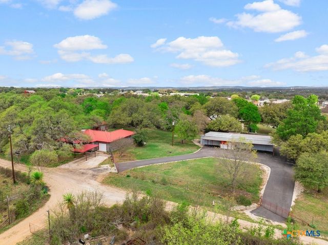 312 Gerald Drive, Blanco, TX 78606