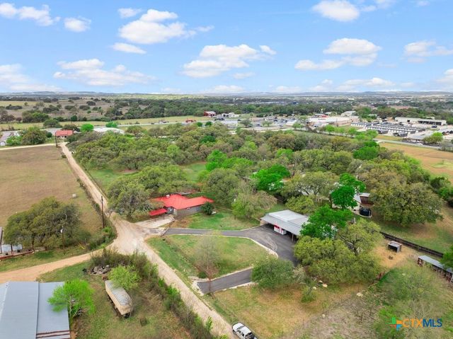 312 Gerald Drive, Blanco, TX 78606