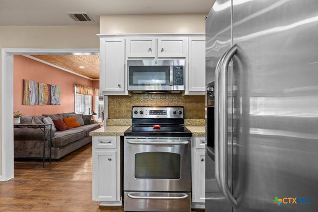 312 Gerald Drive, Blanco, TX 78606