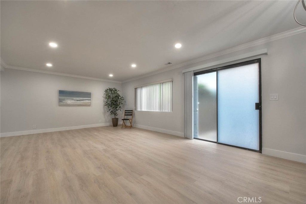 Image 10 of property listing at 209 S Chandler Avenue B, Monterey Park, CA 91754