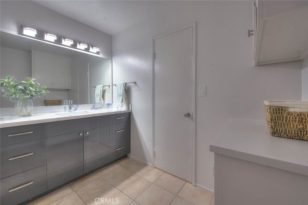 Image 37 of property listing at 209 S Chandler Avenue B, Monterey Park, CA 91754