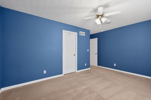 838 Stablewatch Drive, Independence, KY 41051