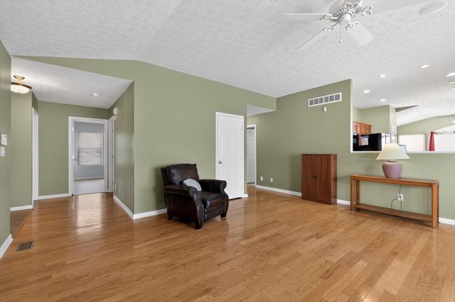 838 Stablewatch Drive, Independence, KY 41051