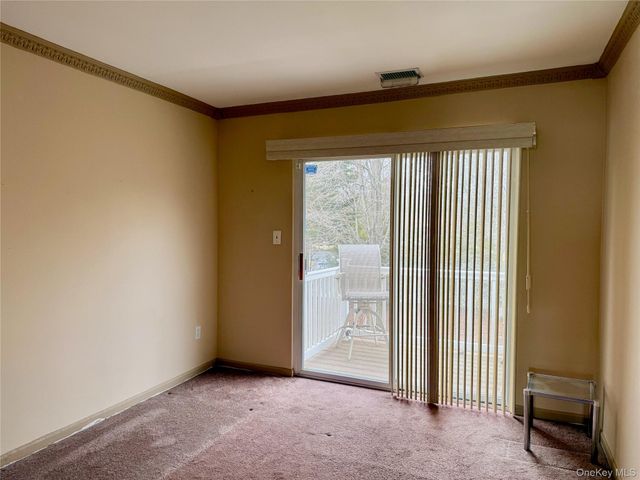 6 Morley Circle, Melville, NY 11747