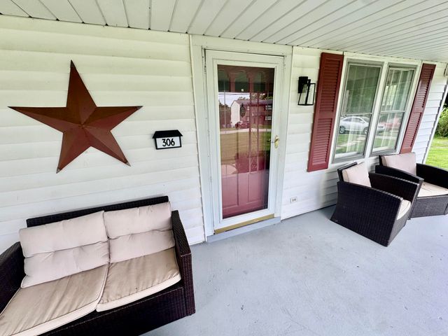 306 Sunset Drive, Williamstown, KY 41097