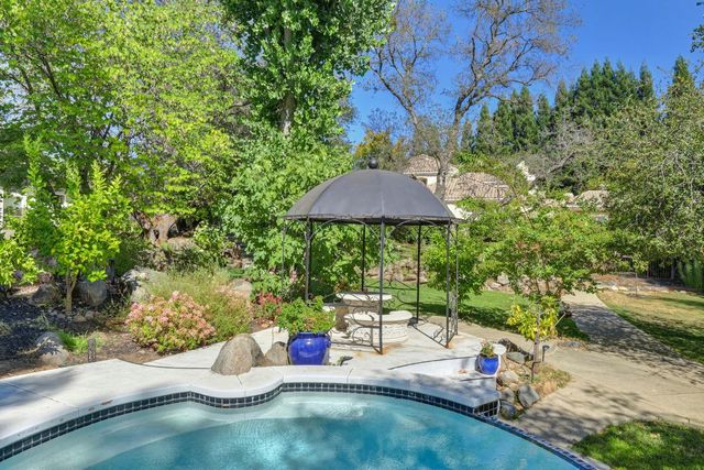 6207 Calle Montalvo Cir, Granite Bay, CA 95746