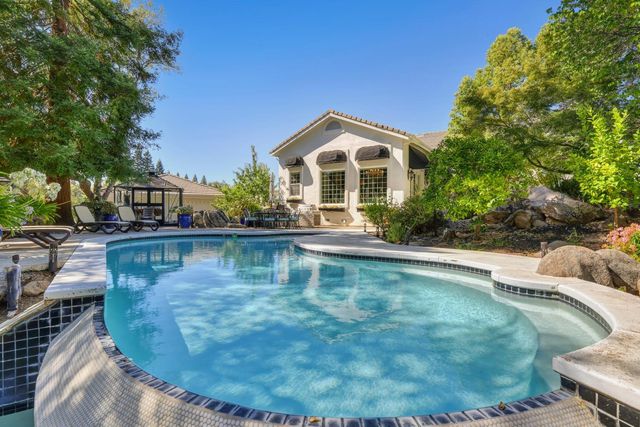 6207 Calle Montalvo Cir, Granite Bay, CA 95746