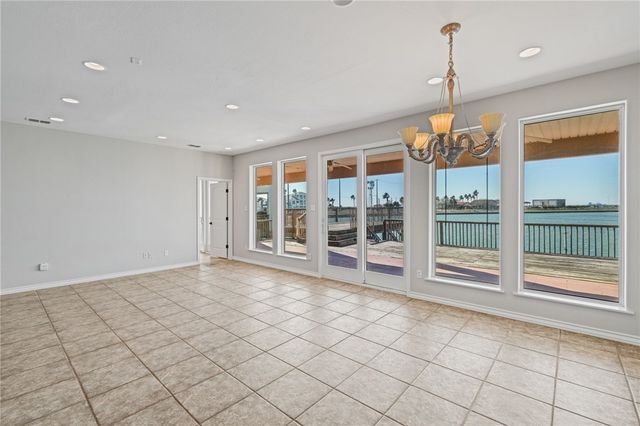 15229 Isabella Ct, Corpus Christi, TX 78418