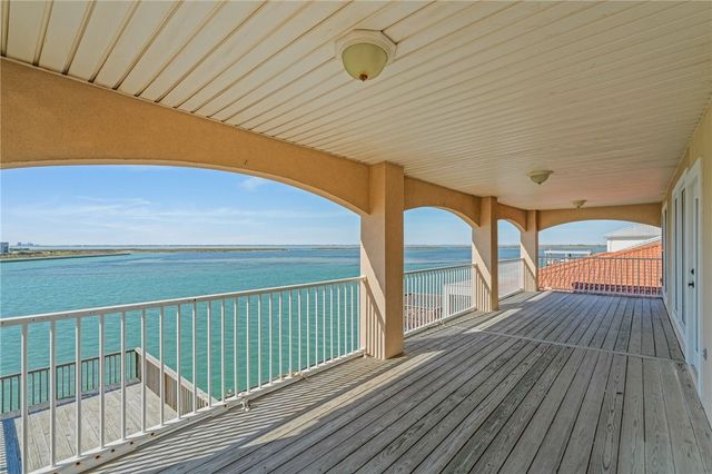 15229 Isabella Ct, Corpus Christi, TX 78418